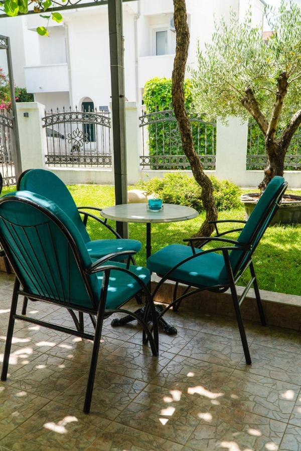 Guest House Buskovic บุดวา ภายนอก รูปภาพ